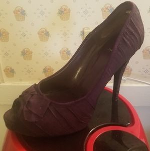 Peeptoe heel